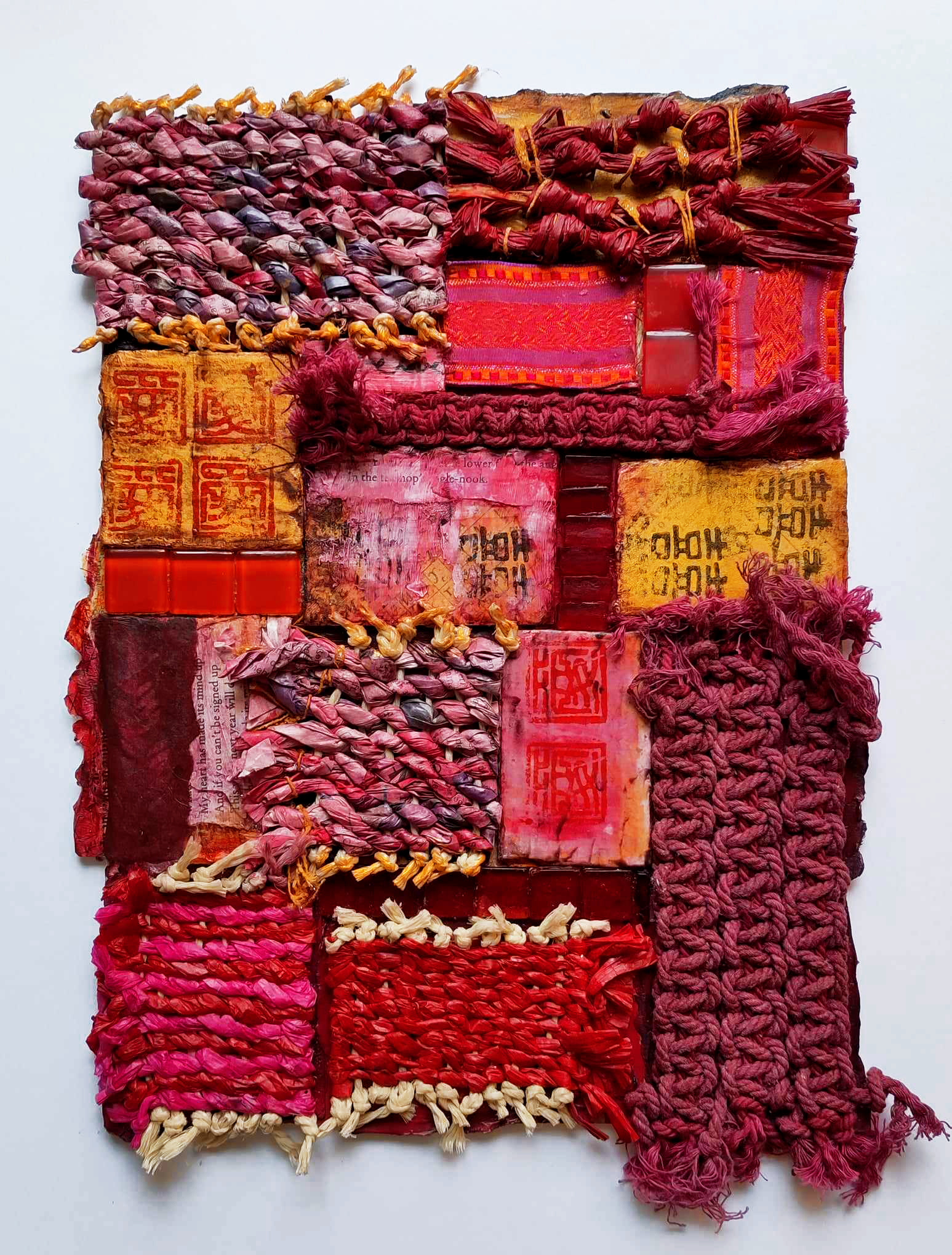 SOLD: "Little Blanket of Love" (2023) 30x40cm, Mixed media SOLD: "Little Blanket of Love" (2023) 30x40cm, Mixed media